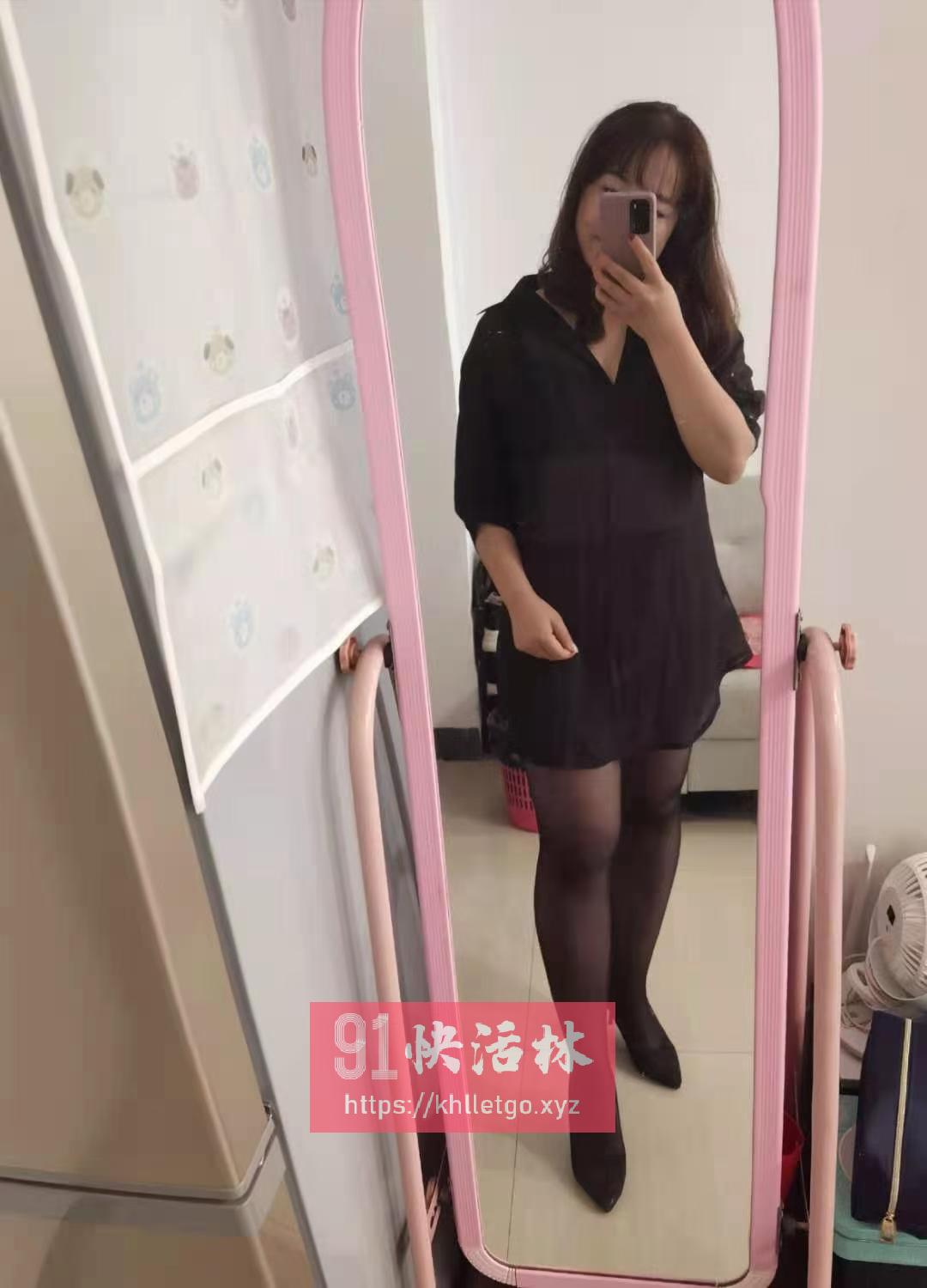 体育西服务型的