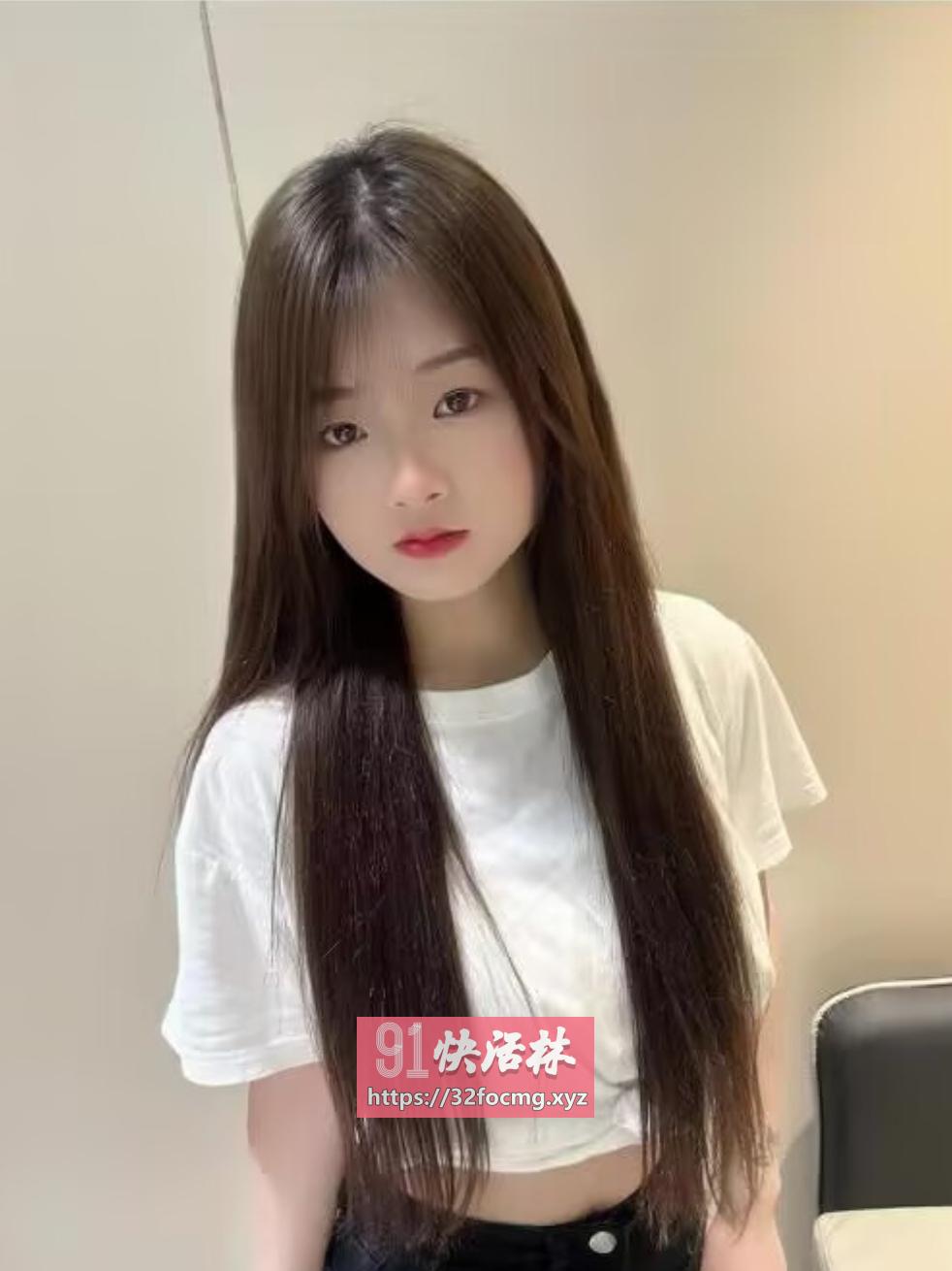 高颜值嫩妹很温柔