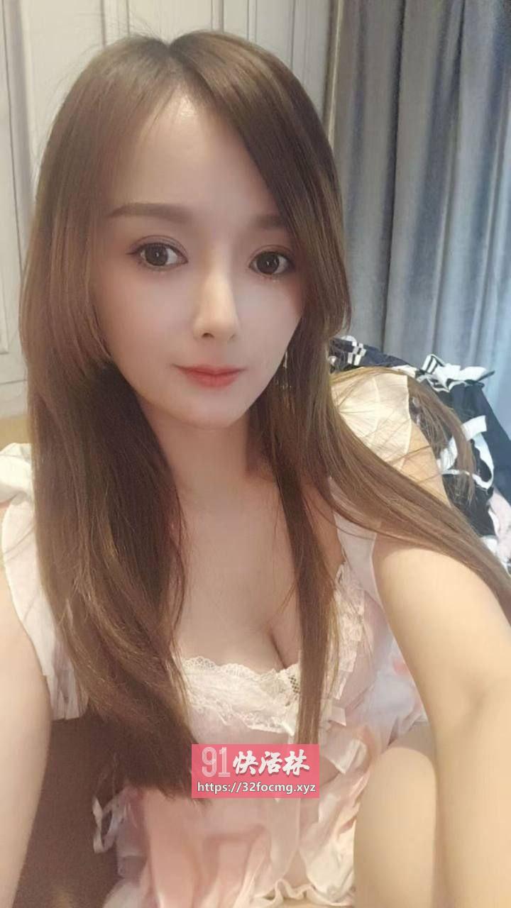 性感年轻小骚货