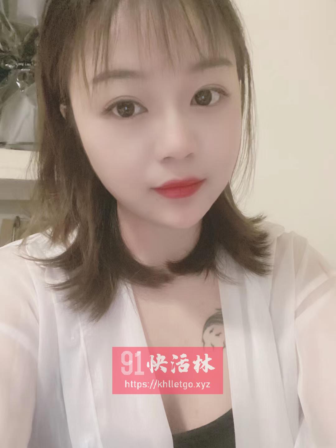 00后服务系小曼