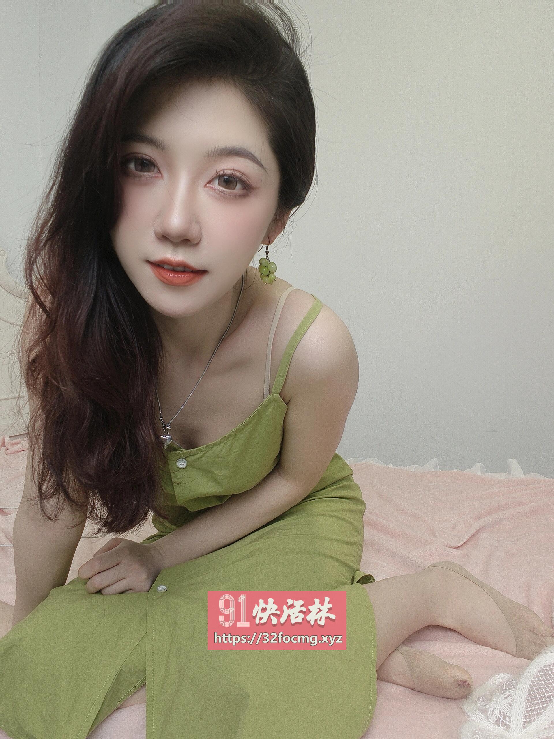 乖巧可爱粉嫩妹妹