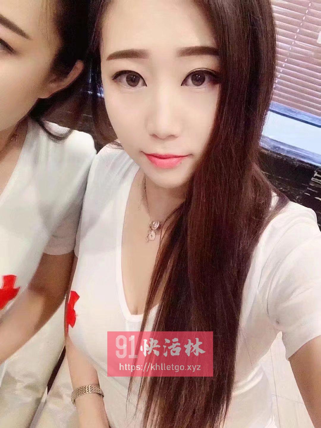 还不错的小姐姐