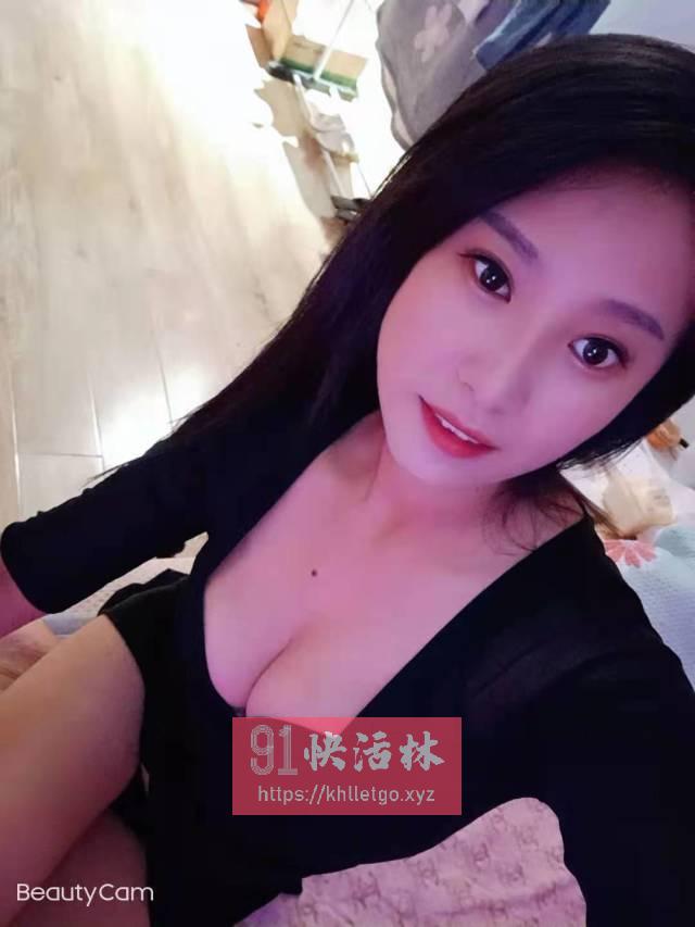 莎啦啦ktv大胸美女