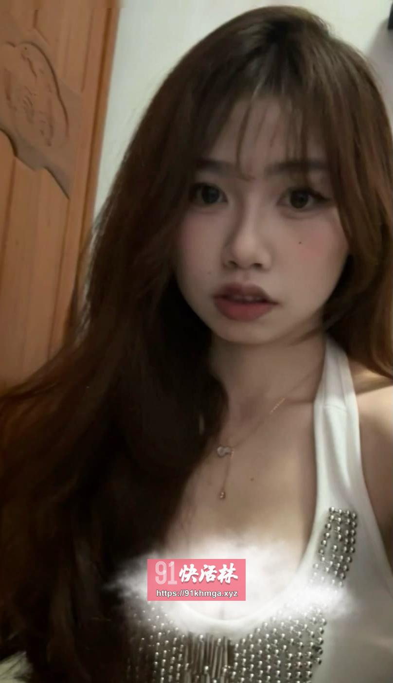 自带公寓的温柔性感小妹兼职