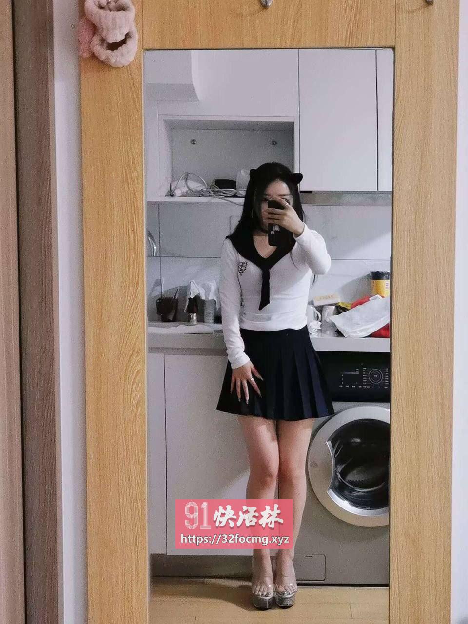 居家巨乳肥臀小妹活好不催