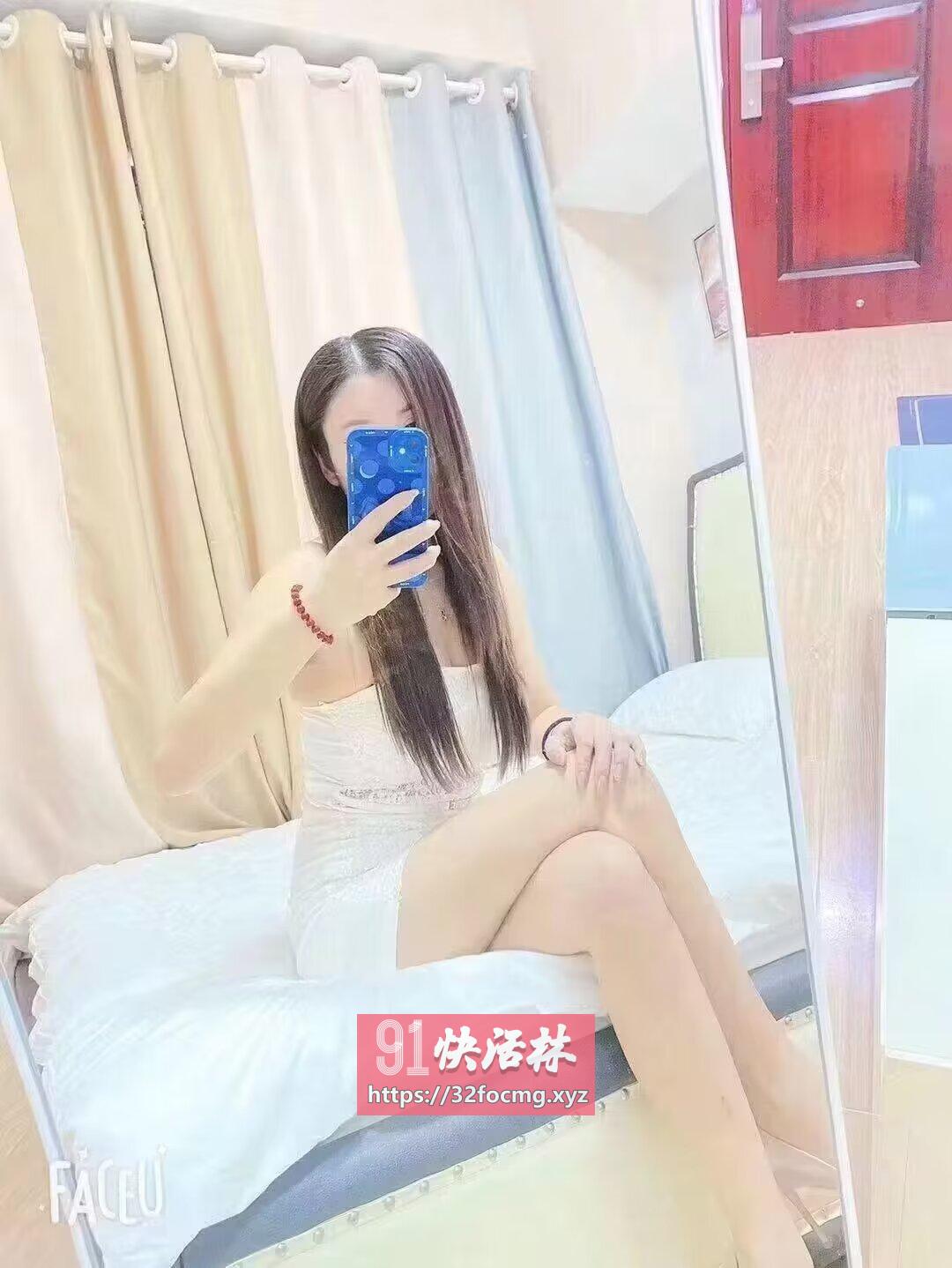 白皙美少妇安安