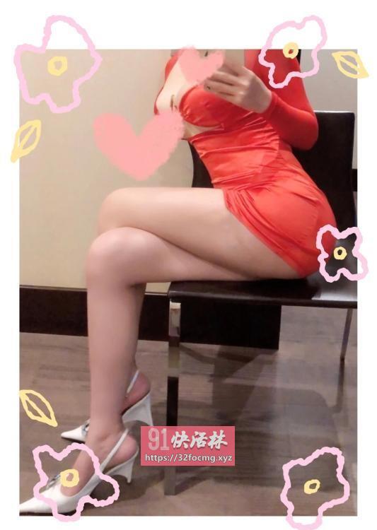 极品胸大汁水多御姐