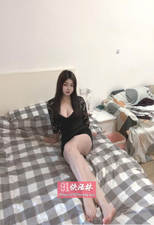 性感妖娆大胸妹