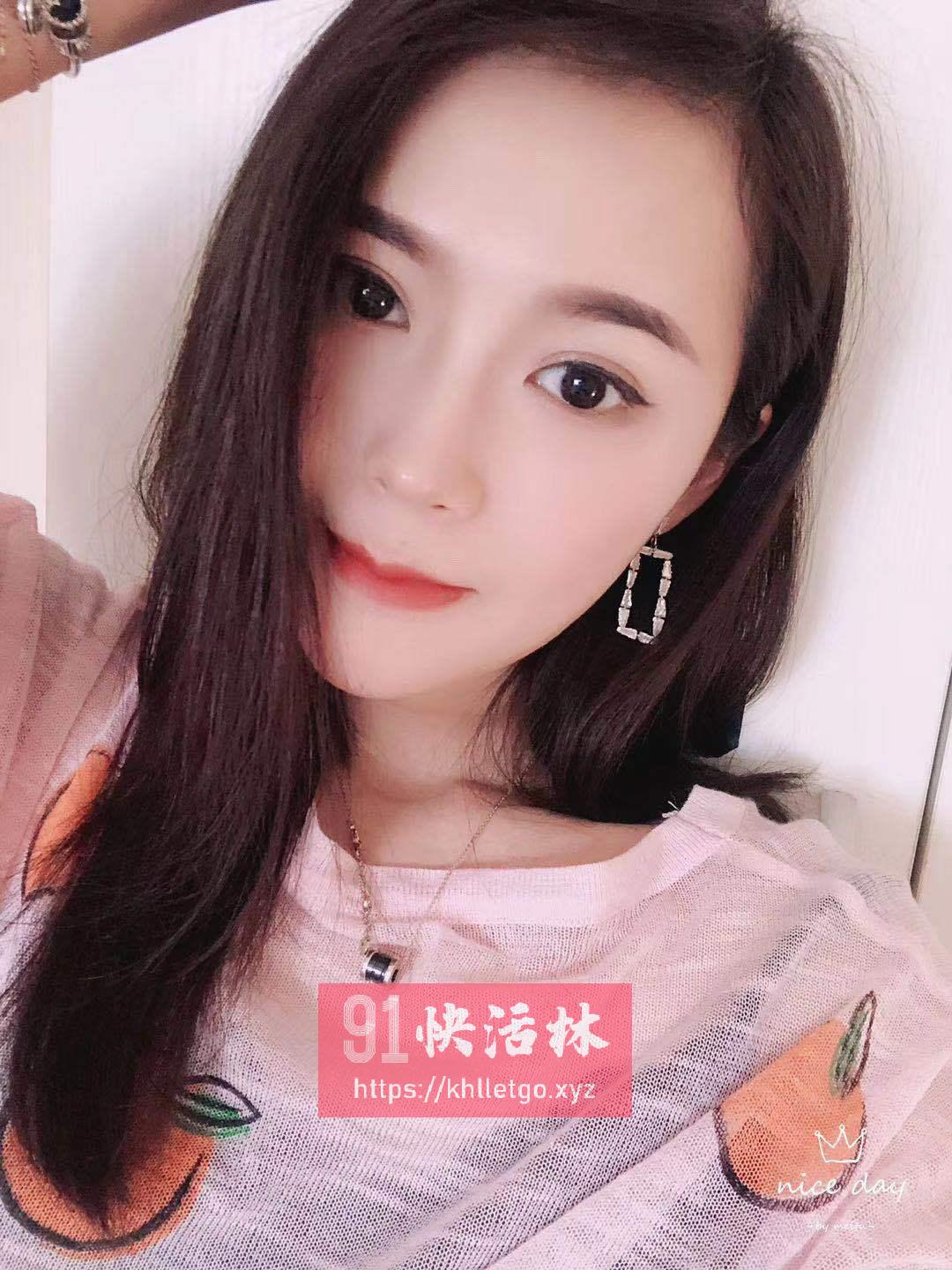 幽默妹子小妮