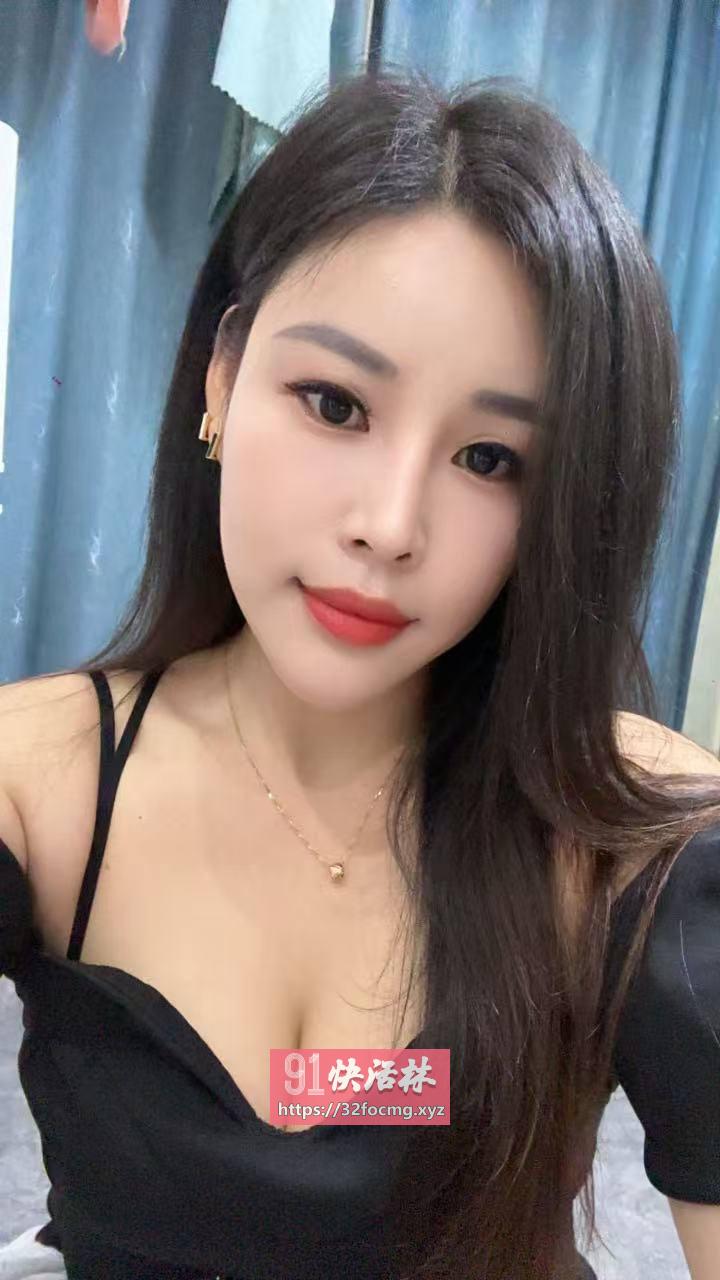 服务系长腿茜茜