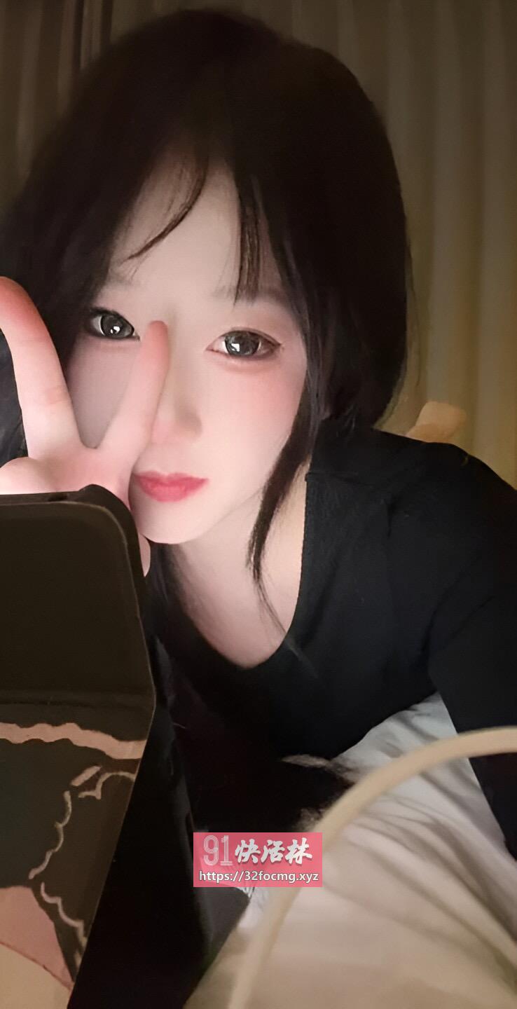 骚骚的邻家小妹