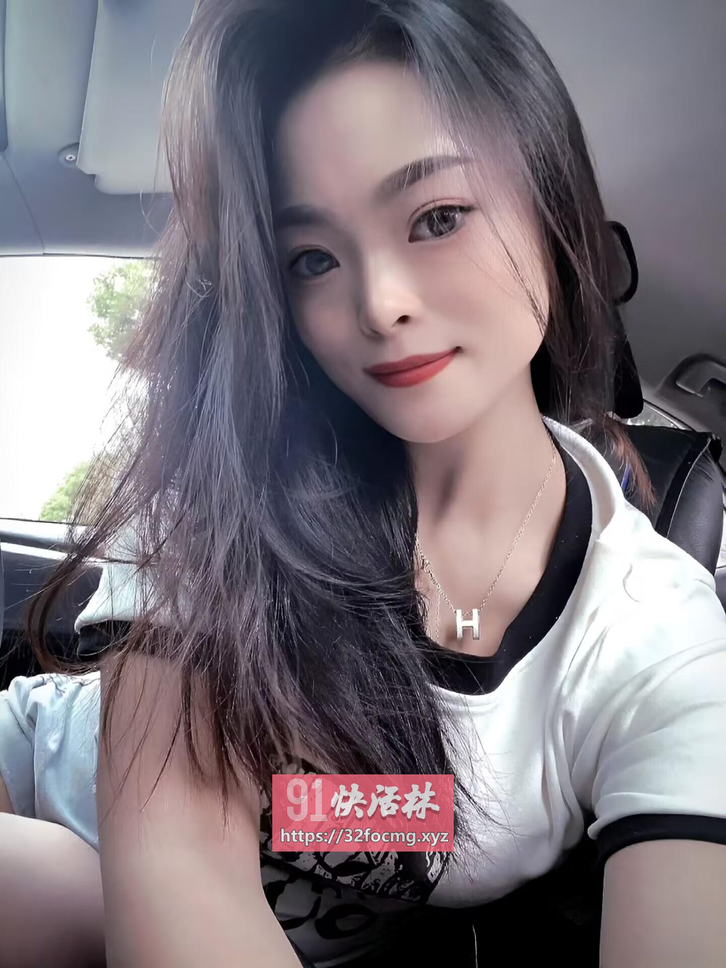 河东白嫩骚气喷射人妻