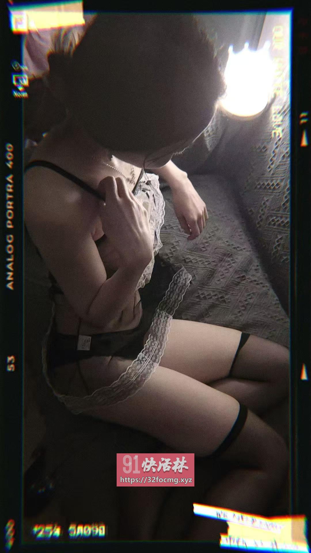 体验火辣的大长腿川妹