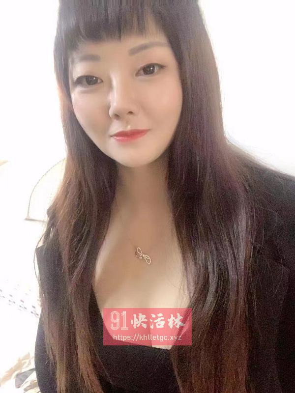 胸DH好的少妇