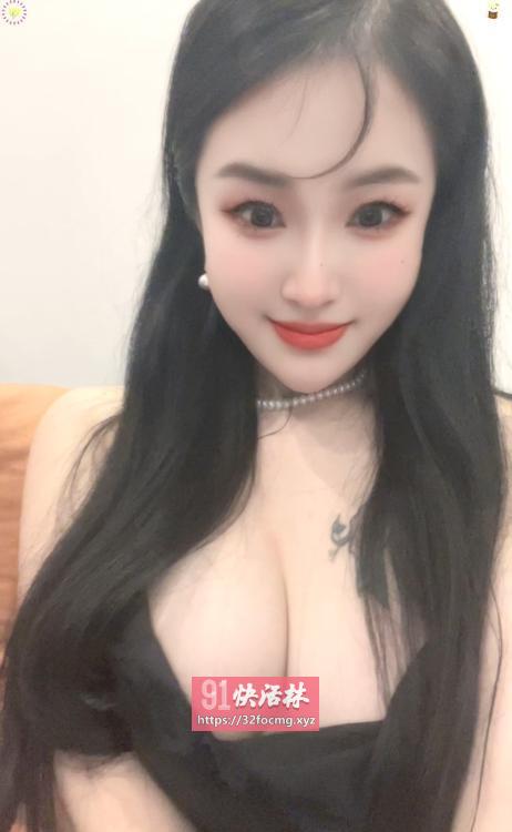 性感美臀大波浪小骚货