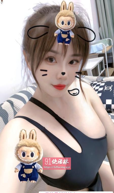 D奶巨乳小胖妞安安