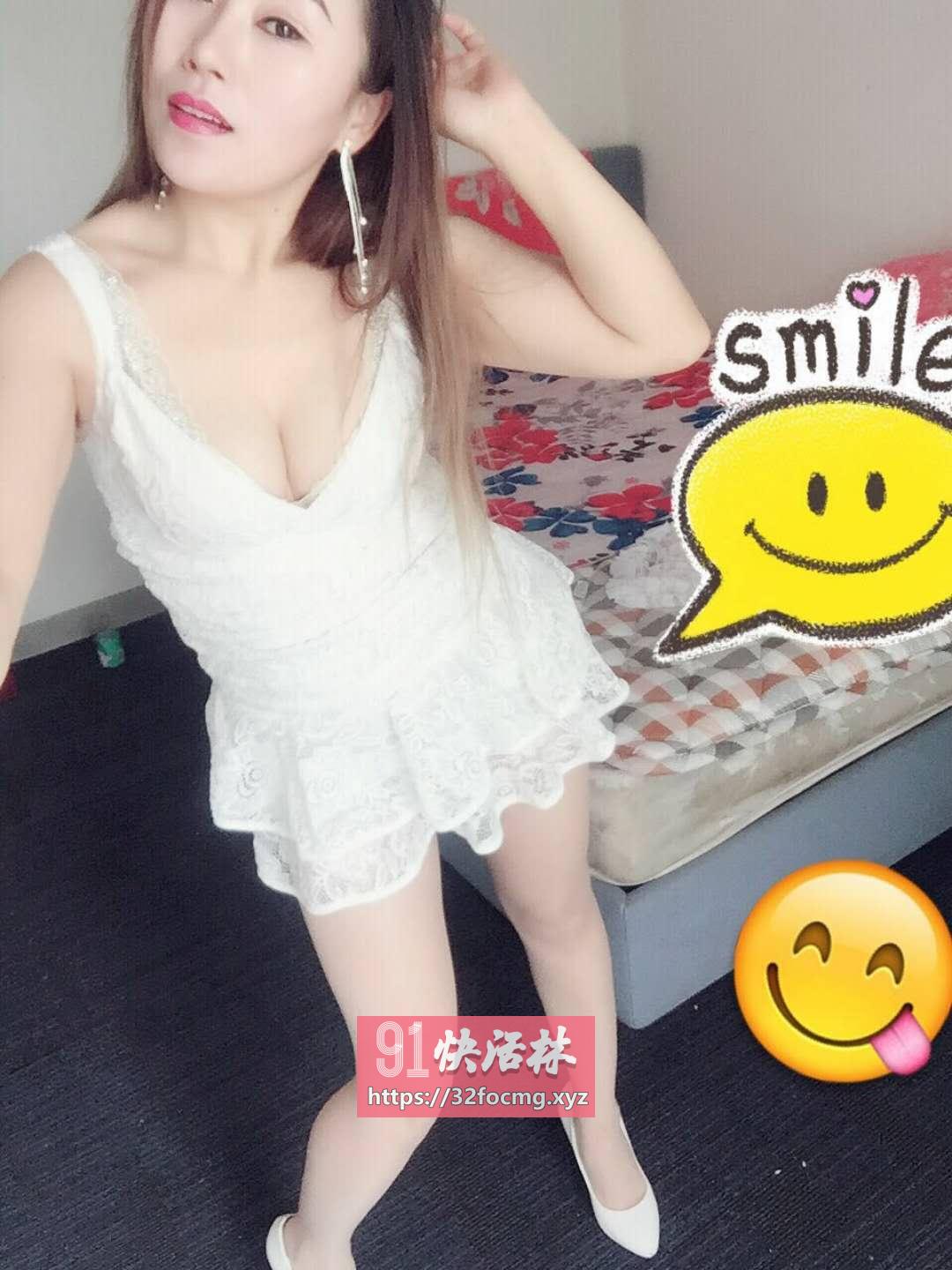 极品小骚货 双峰很壮观