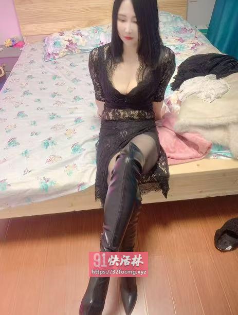 浦东情趣小骚女服务细腻可舌吻
