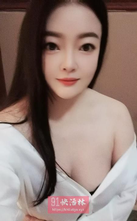 上城长发美女