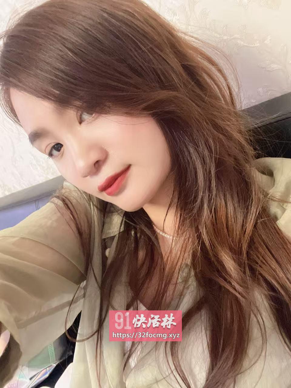 服务气质小姐姐