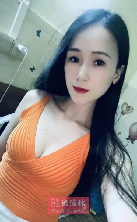 瑜伽小姐姐 一字马