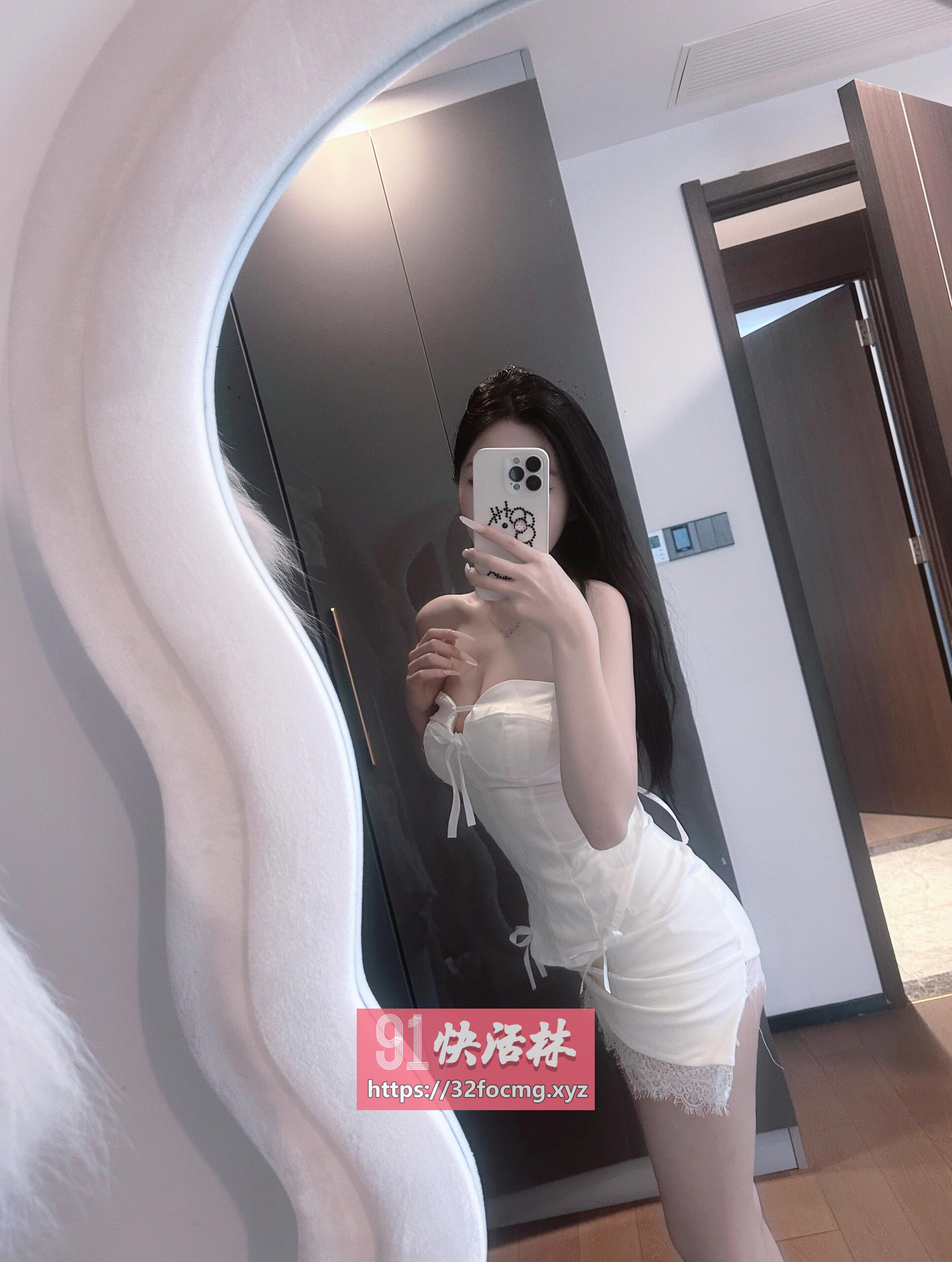 姑苏丰满性感大胸妹儿