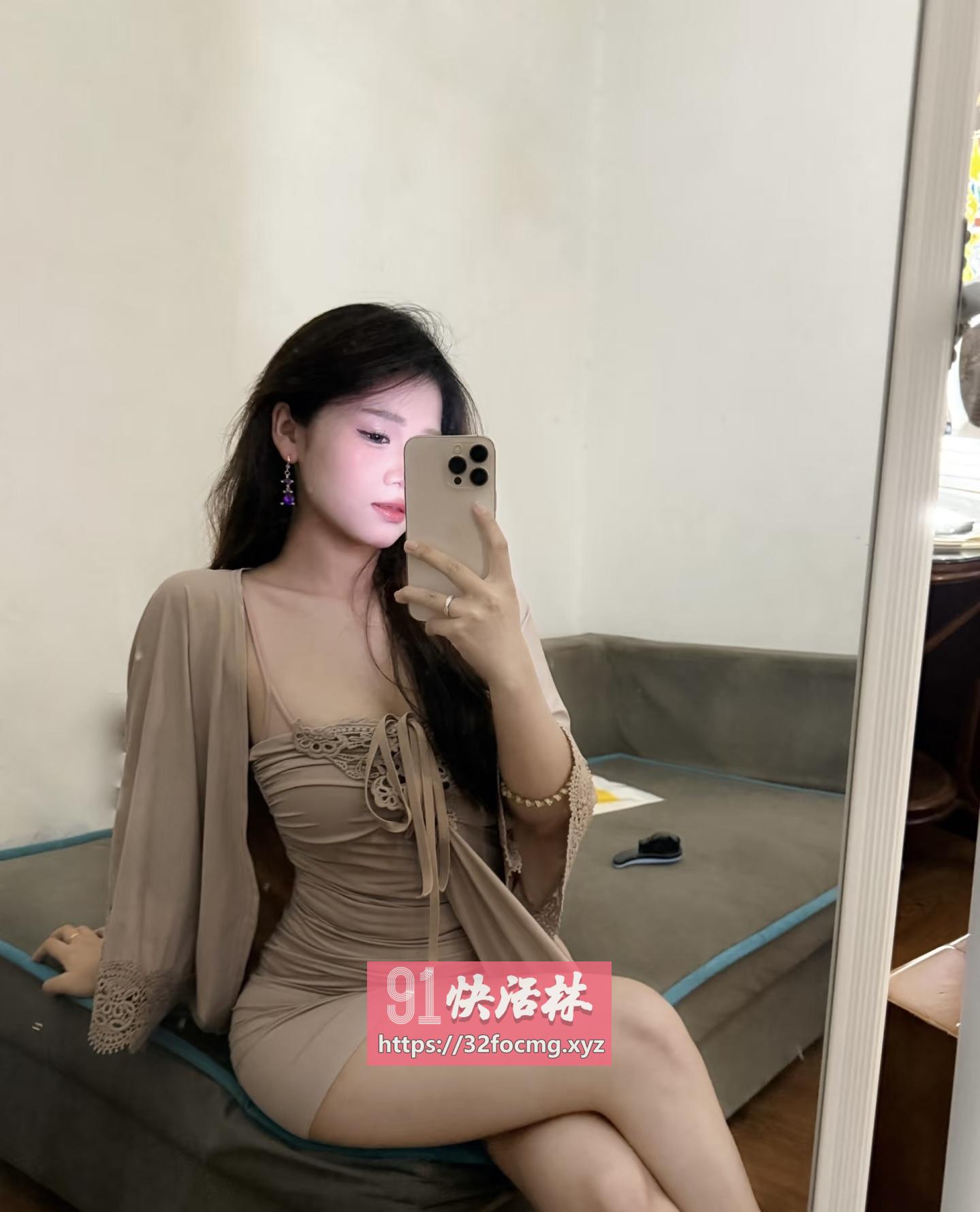 风骚翘臀少妇