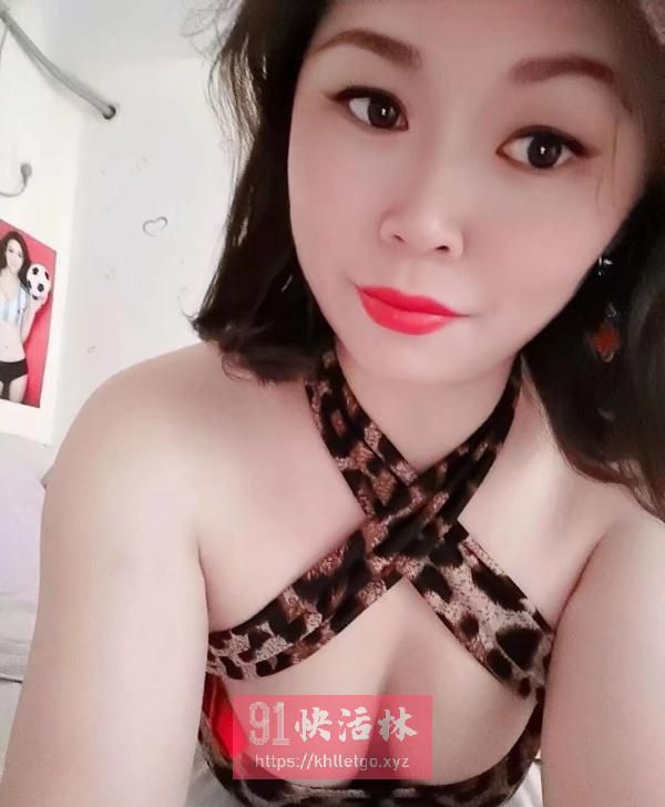 性价比熟女悦悦