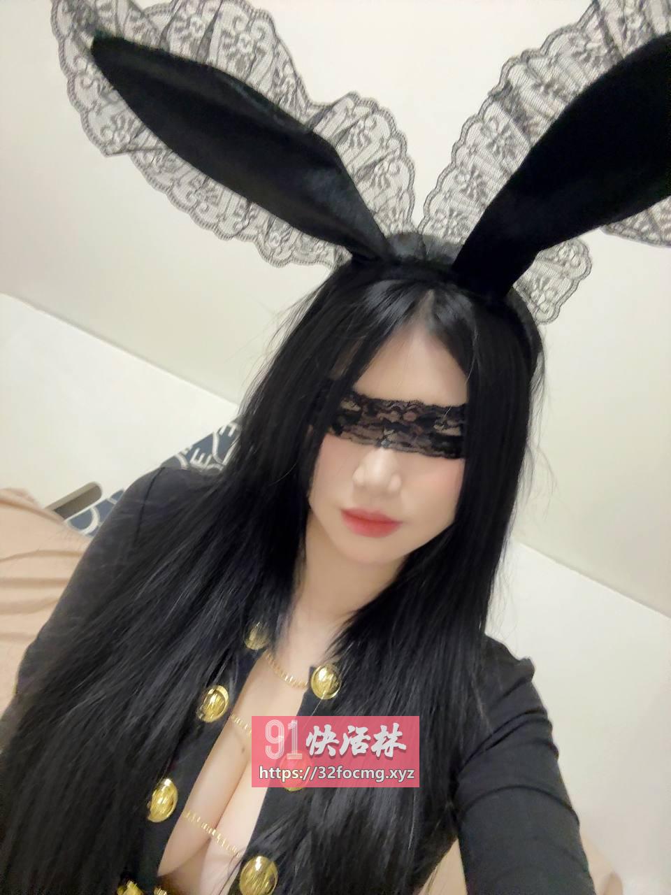 福田长腿高挑妹子