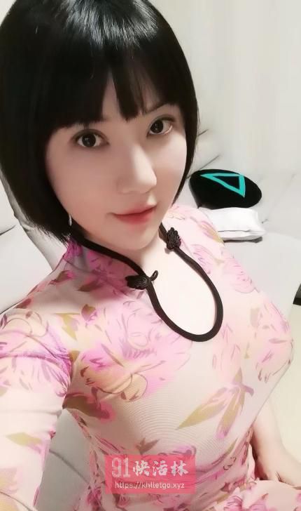 南京虹悦城佩妮