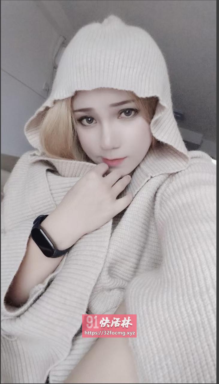原汁原味烧妹。