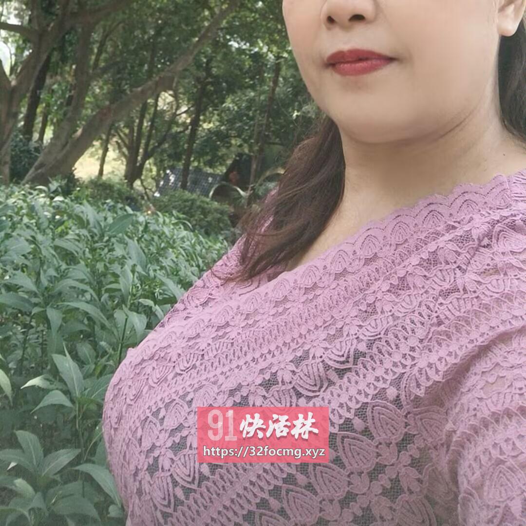 明秀路大奶泄火熟女