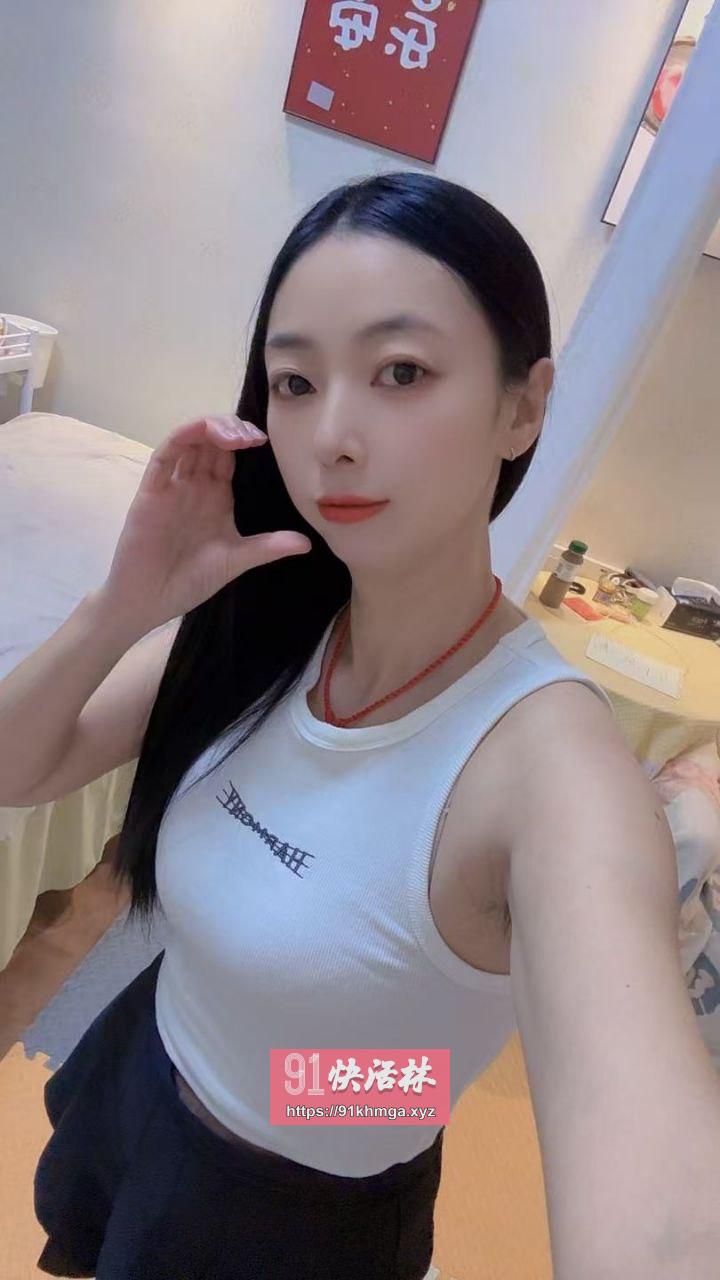 天河高挑身材性感骚妹子