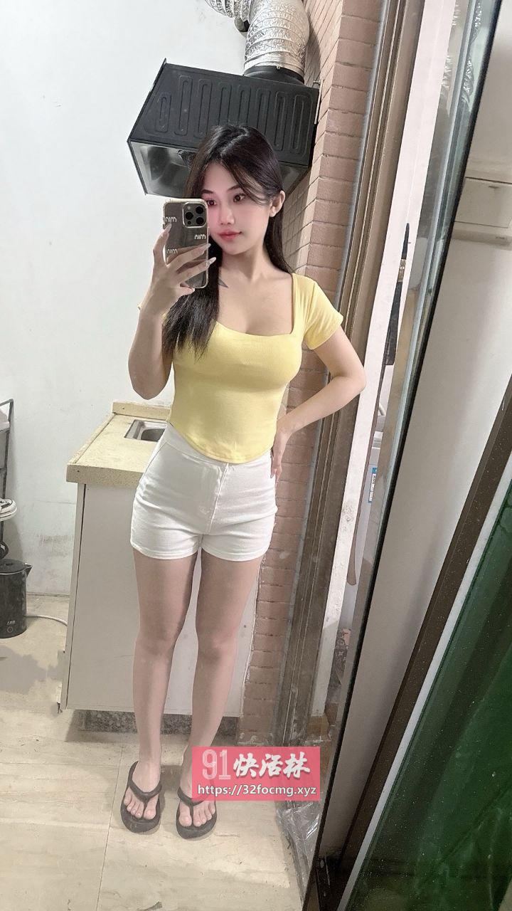兼职白嫩小妹活好会配合