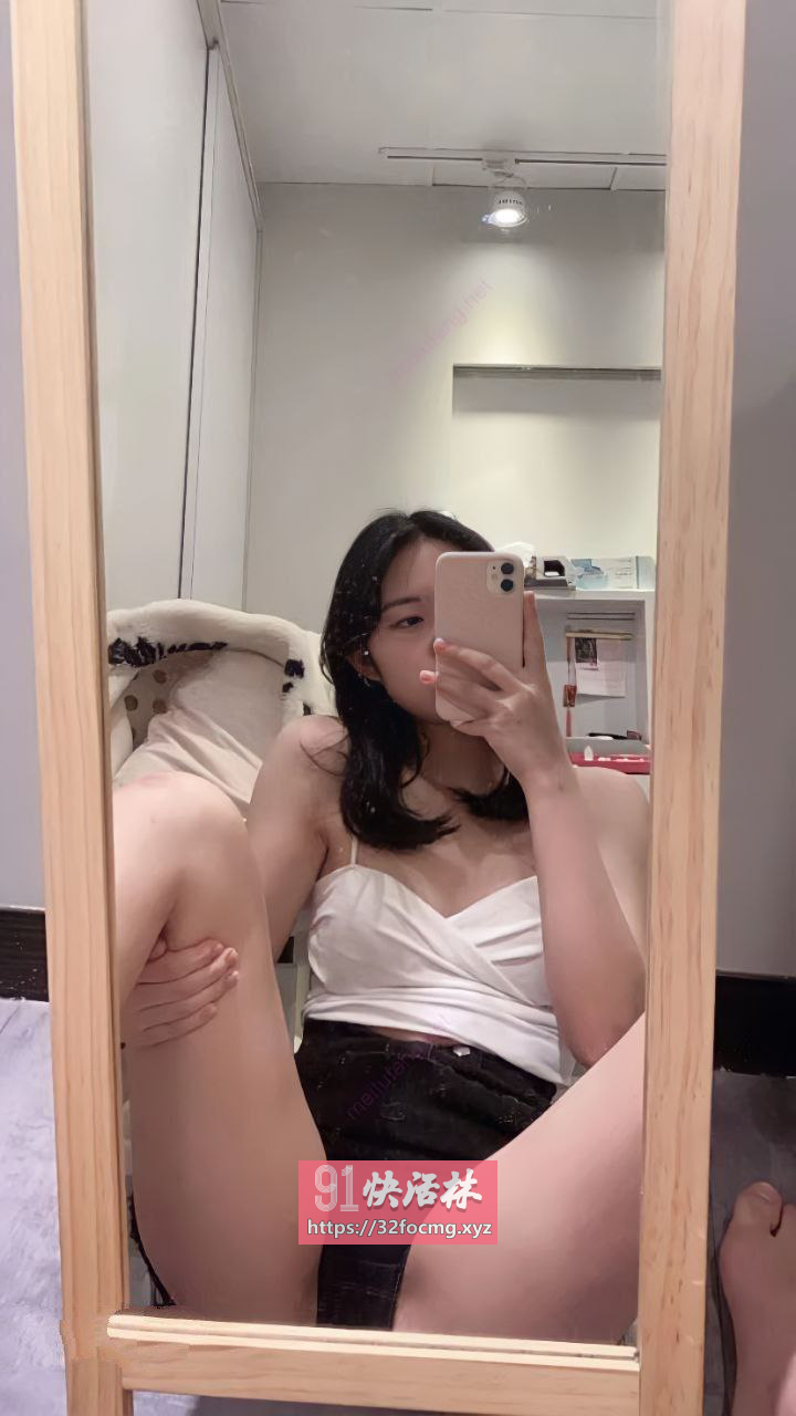 性感白嫩水多乖巧邻家妹妹公寓兼职ll