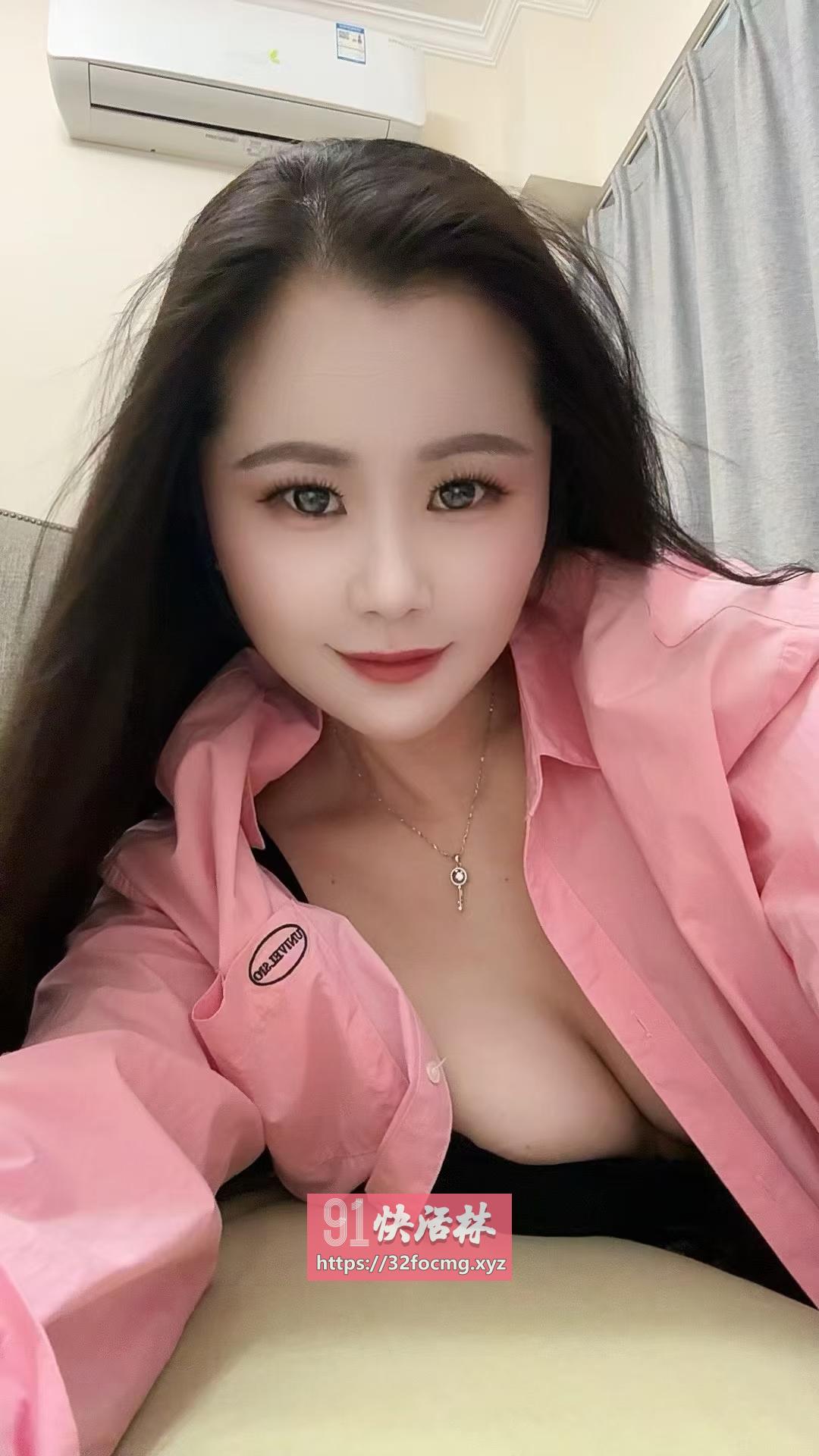 二刷美臀骚货