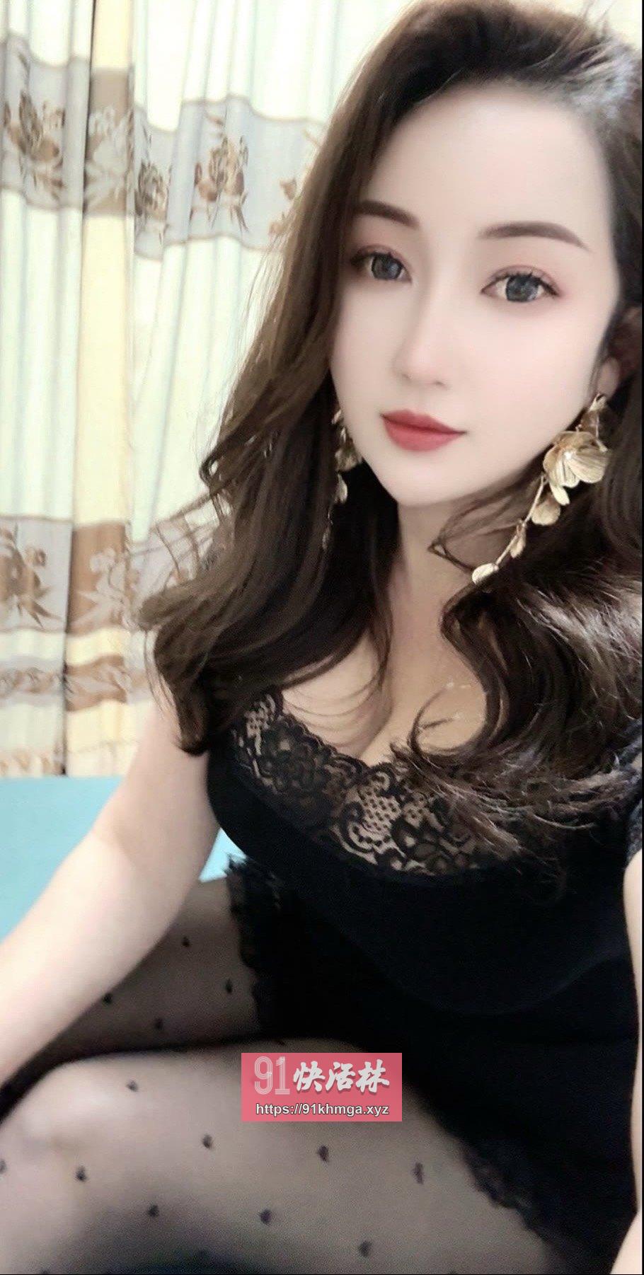 微胖少妇。水多