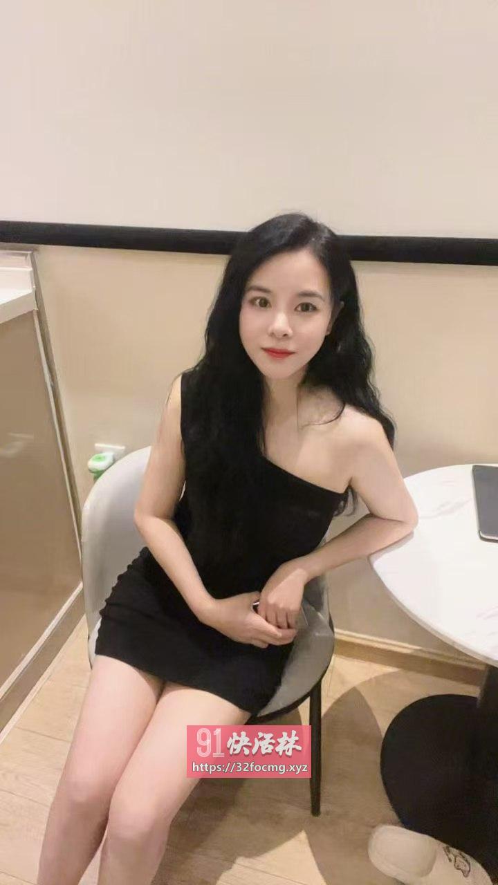 性感火辣小姐姐