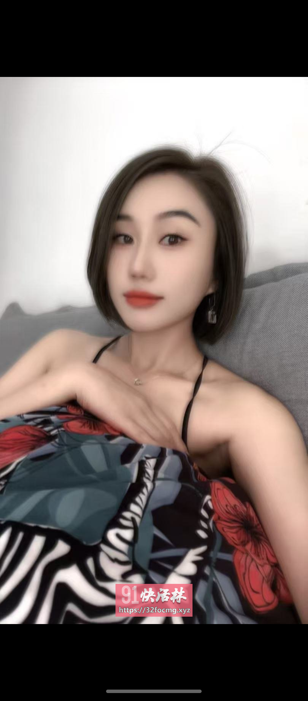 看一眼就有睡的女人