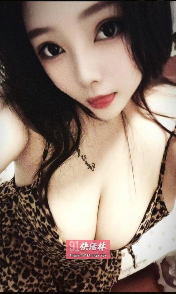 长江路翘臀小骚妇