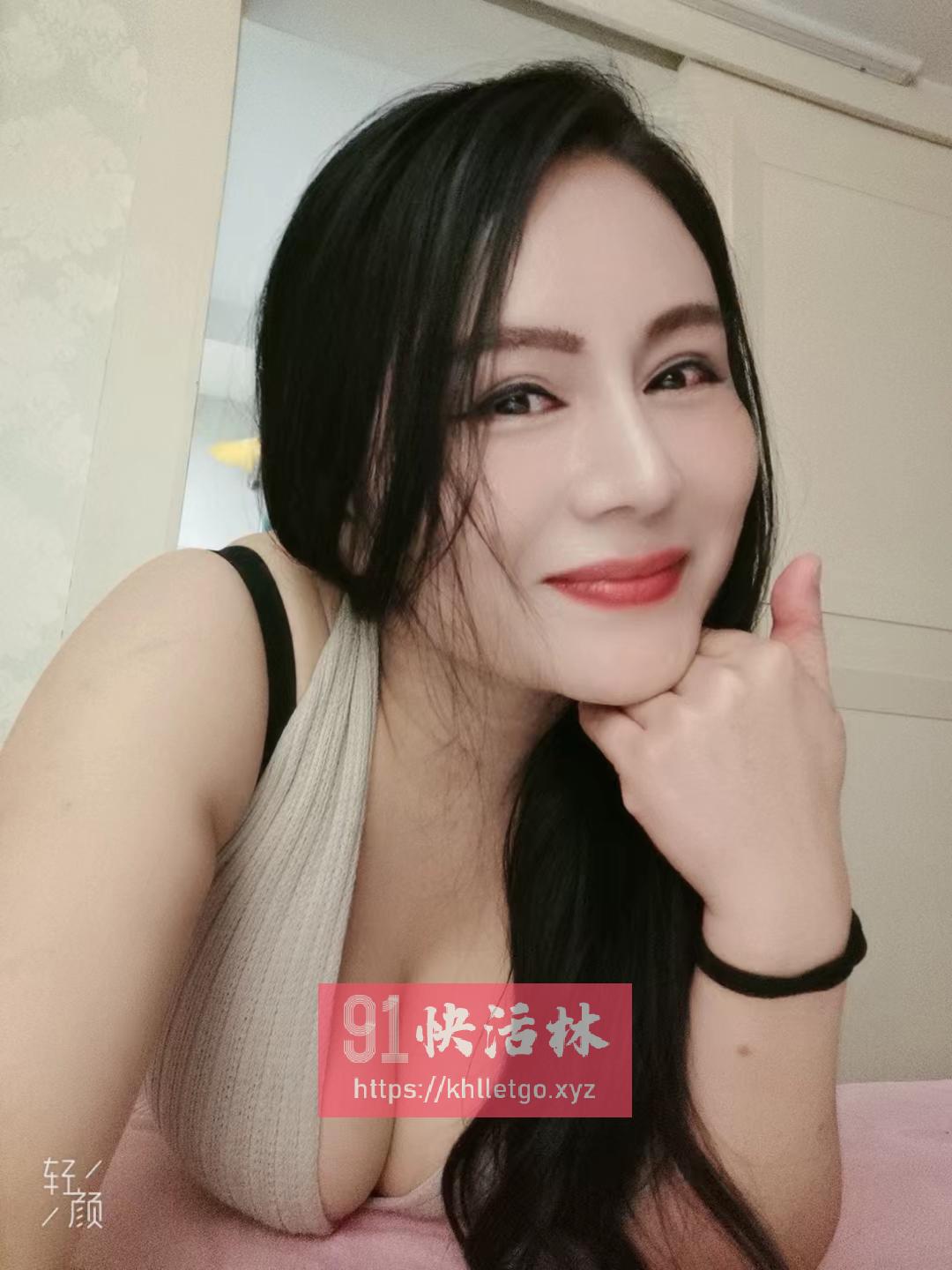 罗湖金融中心大奶熟女