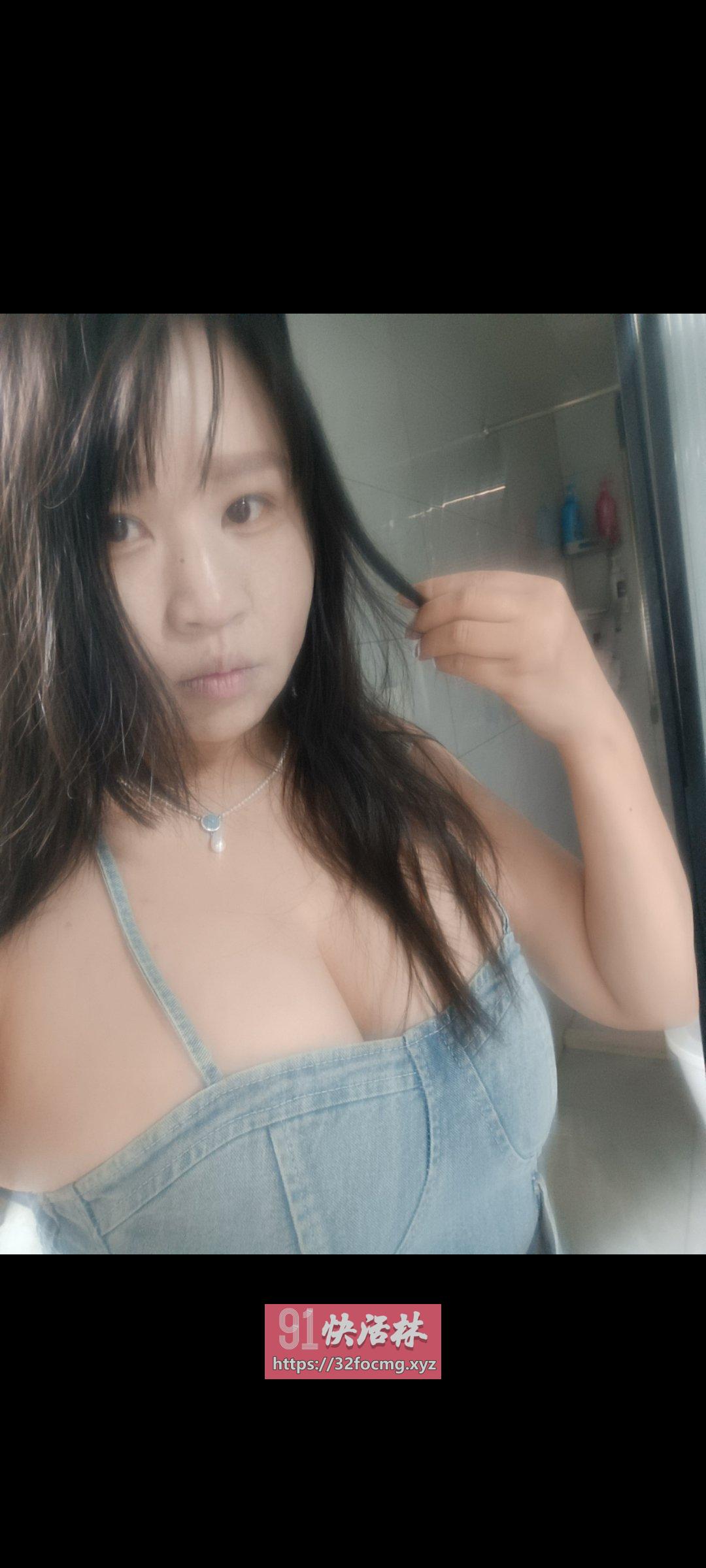 巨乳服务爽