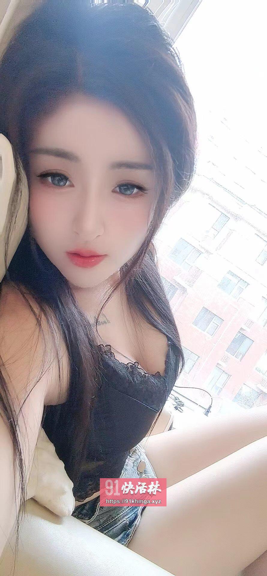 甜美粉嫩小天使