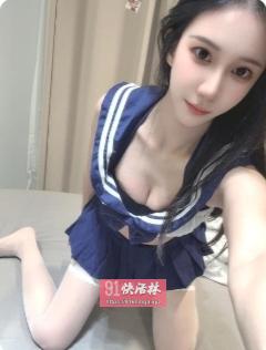 纯天然大胸妹子