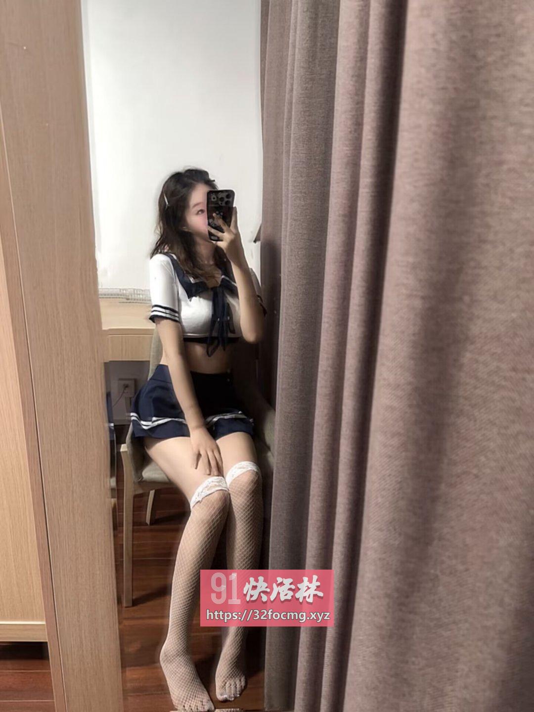 水嫩多汁性感小妖精