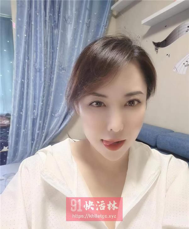 气质轻熟女诱惑型