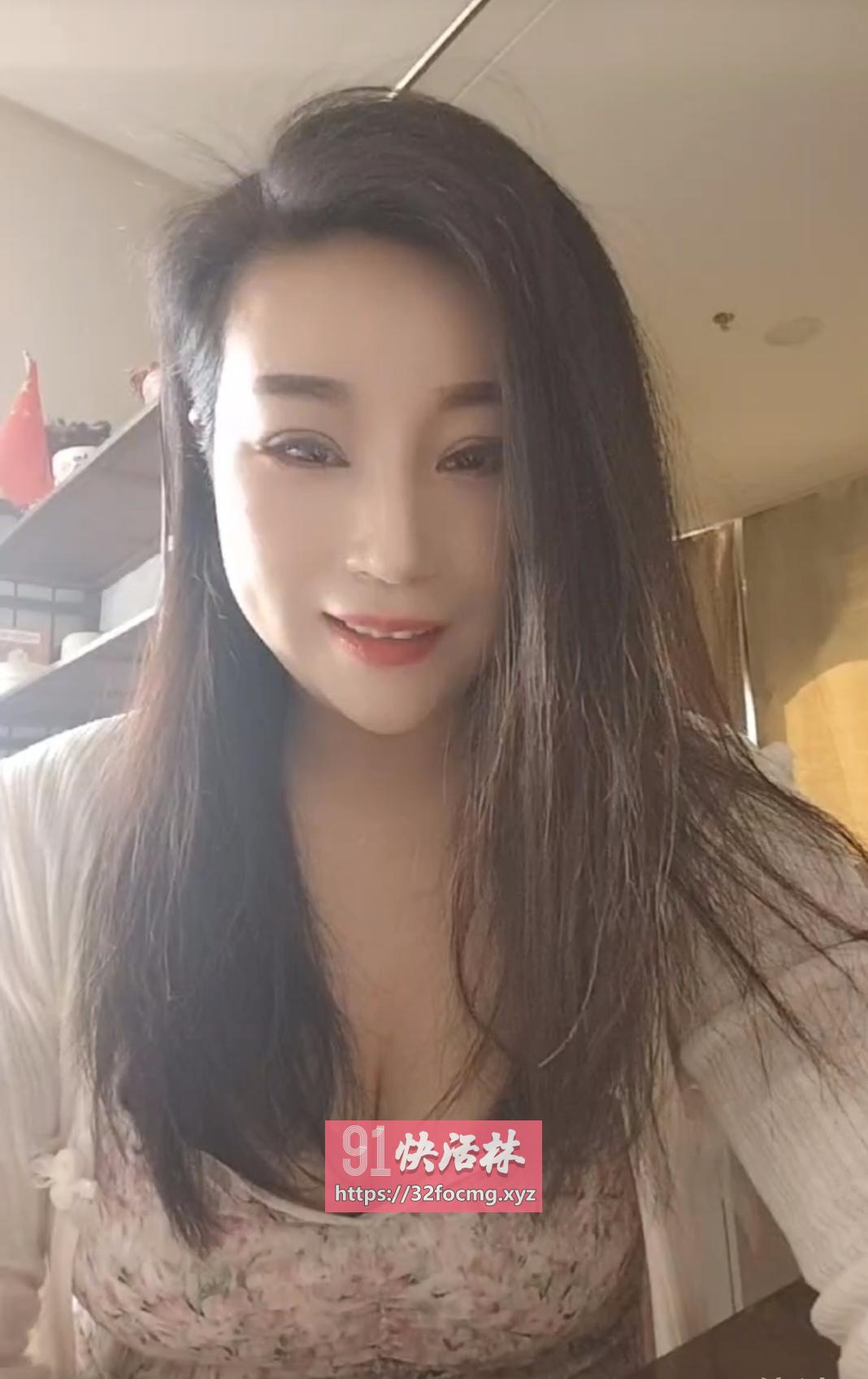 世纪城附近丰满骚妇