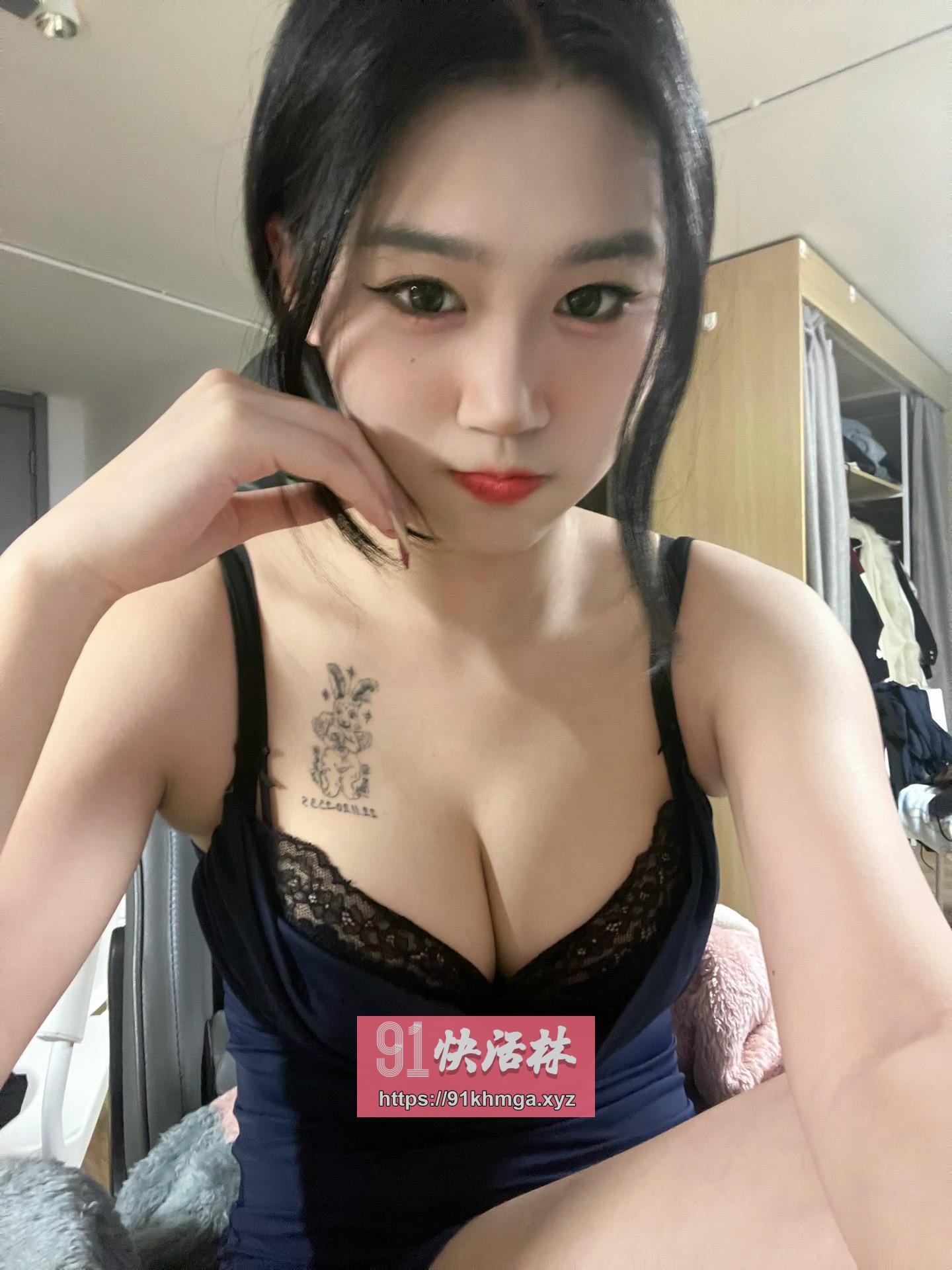 乳大骚臀妹妹
