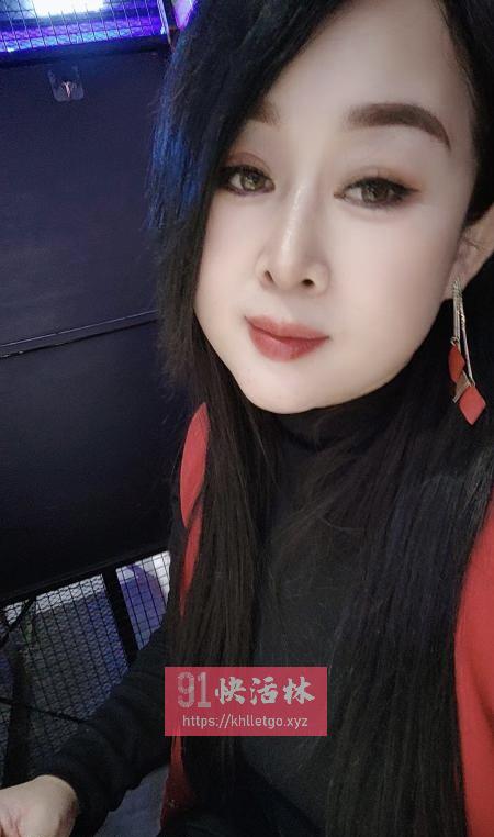 口活一觉的少妇姐姐