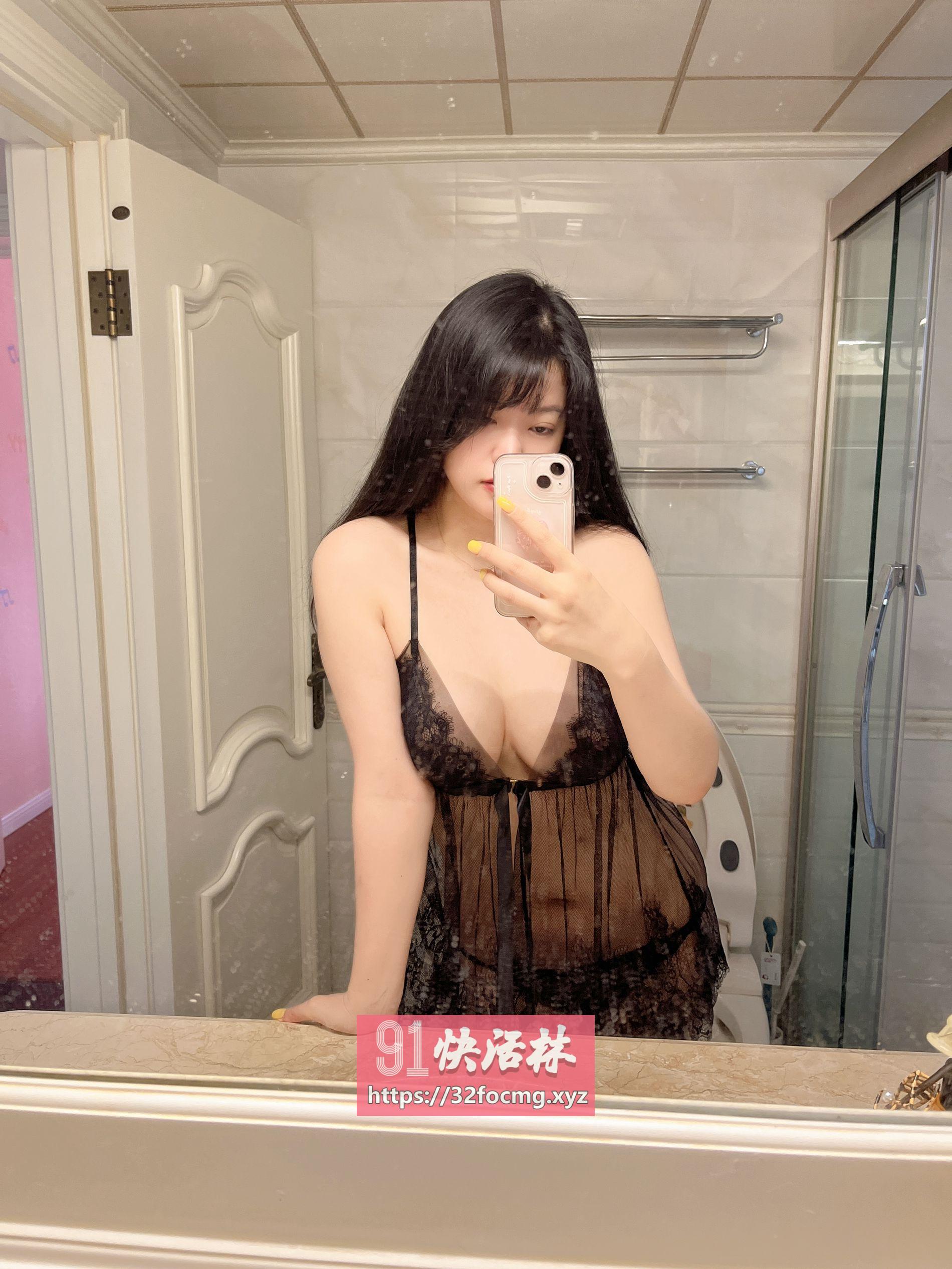 亚东国际舌钉妹子